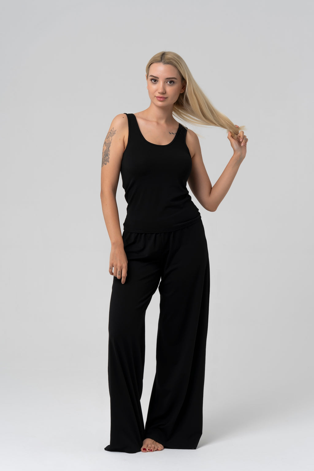 LUSH Atlet — Siyah