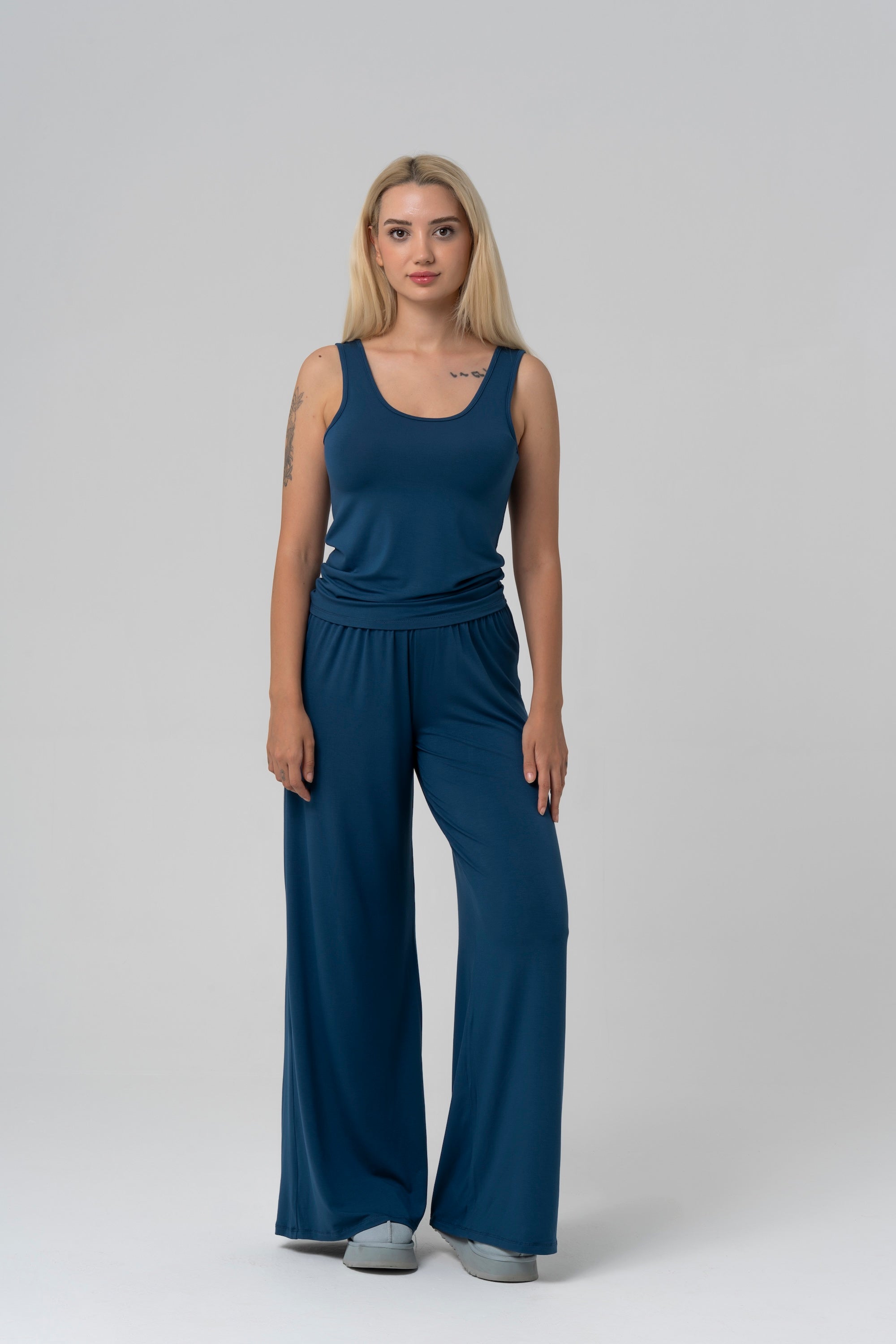 LUSH Atlet — Lacivert